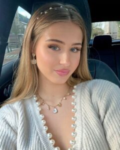 xnxx bokep – Enak Banget Disusuin Toket Gede Kakak