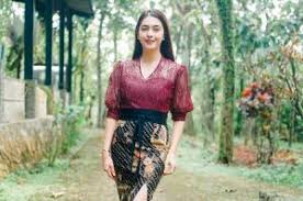 xnxx Iclik Ajudan Bos Toko Elektronik